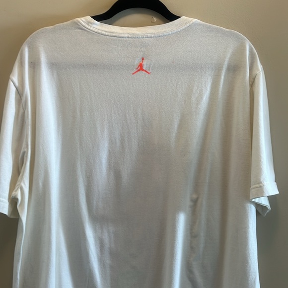 Rare Jordan T-Shirt with Animated Jordan Character - Picture 5 of 7